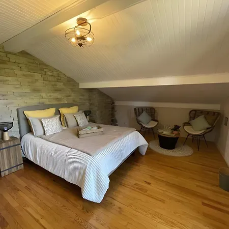 Bed & Breakfast Le Des Pesettes 3*