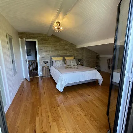 Bed & Breakfast Le Des Pesettes